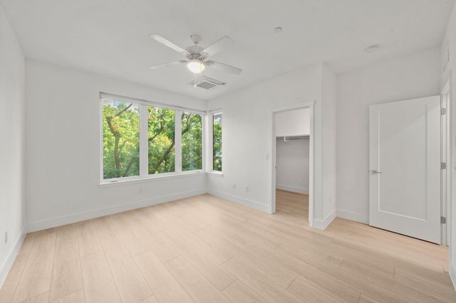 1712 20th St, Sacramento, CA 95811