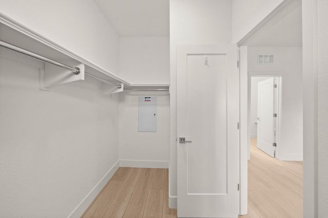 1712 20th St, Sacramento, CA 95811