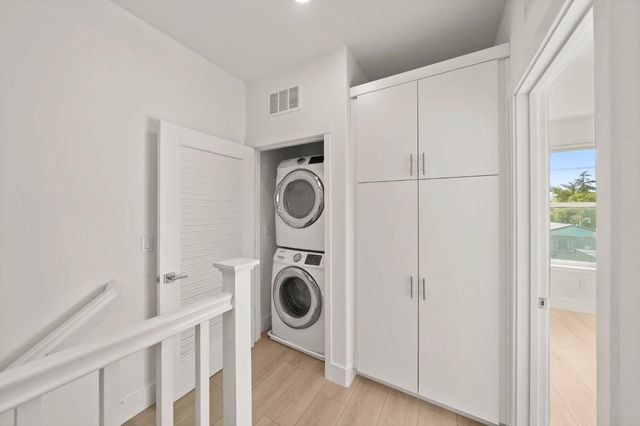 1712 20th St, Sacramento, CA 95811