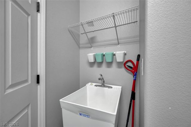 845 Riverlawn Place, Las Vegas, NV 89138