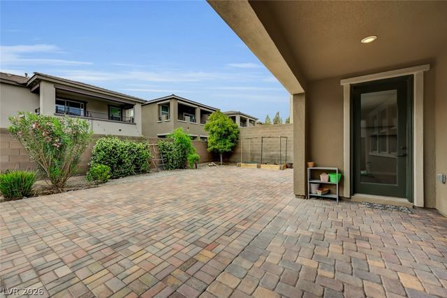 845 Riverlawn Place, Las Vegas, NV 89138