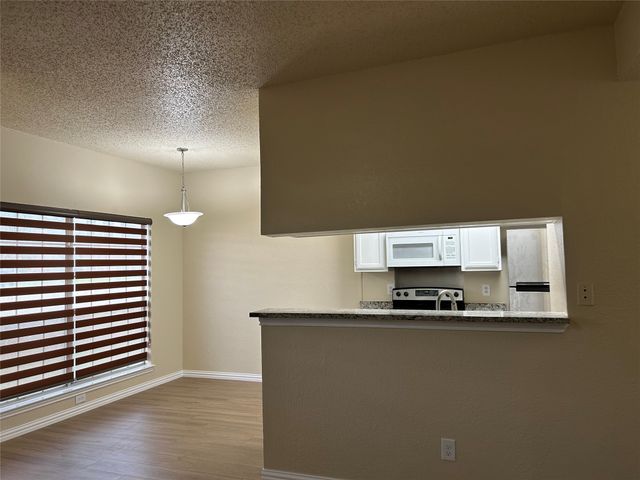 4101 Esters Road 103, Irving, TX 75038