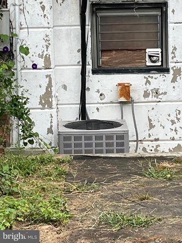 4252 M ST, Philadelphia, PA 19124