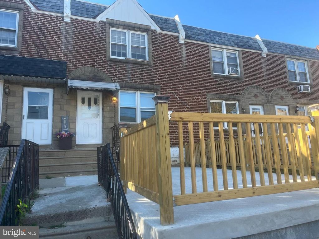 4252 M ST, Philadelphia, PA 19124