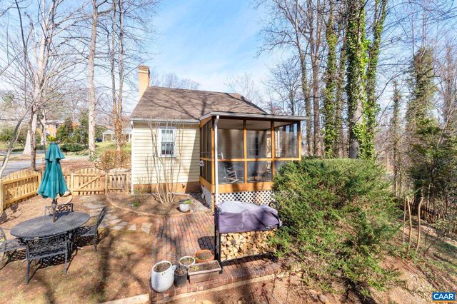 1721 SOLOMON RD, Charlottesville, VA 22901