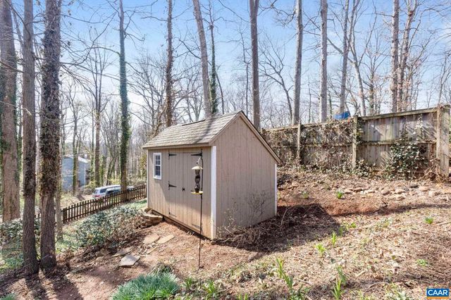 1721 SOLOMON RD, Charlottesville, VA 22901