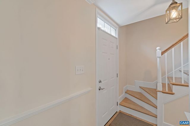 1721 SOLOMON RD, Charlottesville, VA 22901