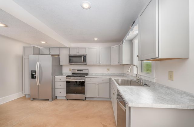 11540 Airport Road, Mount Vernon, OH 43050