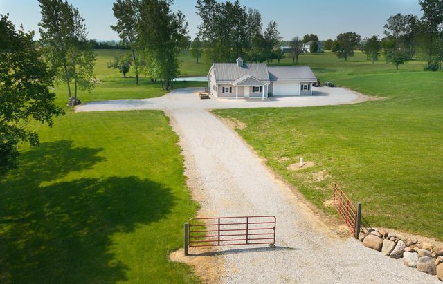 11540 Airport Road, Mount Vernon, OH 43050