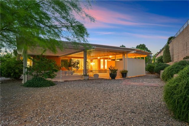 2201 Hudson Falls Court, Henderson, NV 89044