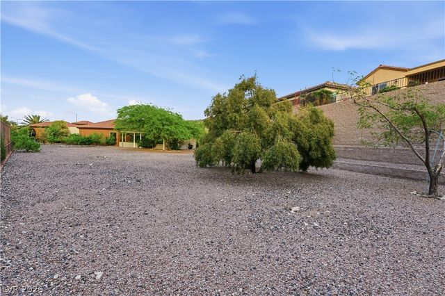 2201 Hudson Falls Court, Henderson, NV 89044