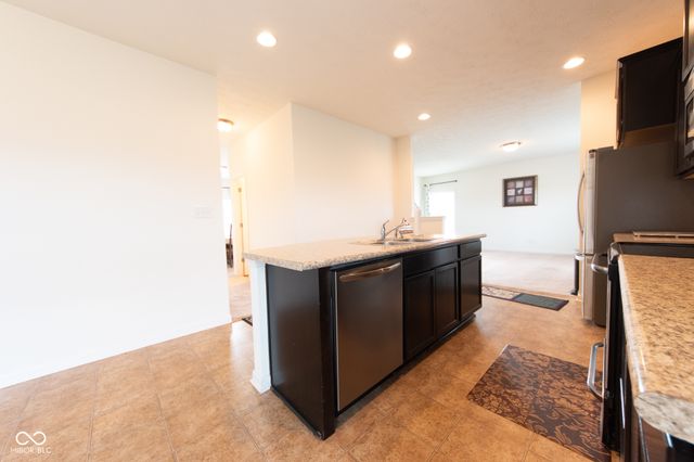 4712 Clairmont Drive, Columbus, IN 47203