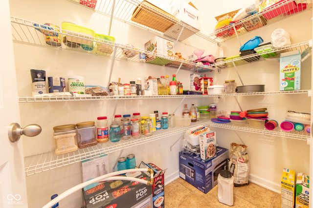 4712 Clairmont Drive, Columbus, IN 47203