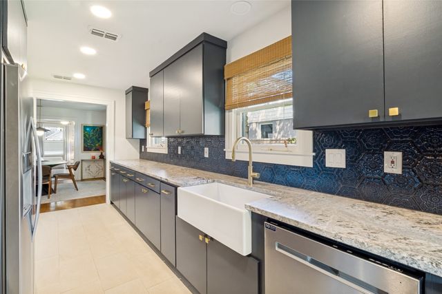 5114 Parkland Avenue, Dallas, TX 75235