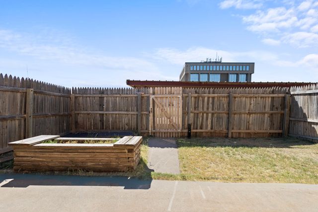 4701 48th Street, Lubbock, TX 79414