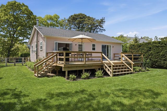 98 Peters Lane, Westhampton, NY 11978