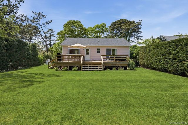 98 Peters Lane, Westhampton, NY 11978