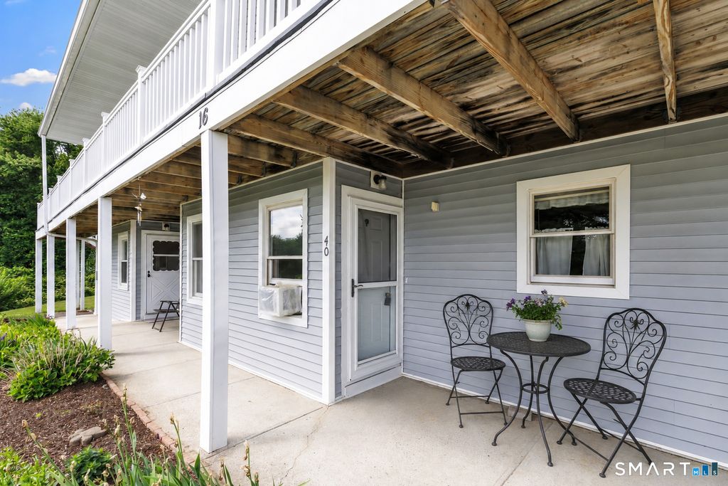 40 Senior Drive 40, Monroe, CT 06468