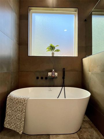 1222 Johnston Street, Houston, TX 77022