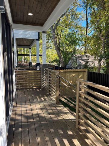 1222 Johnston Street, Houston, TX 77022