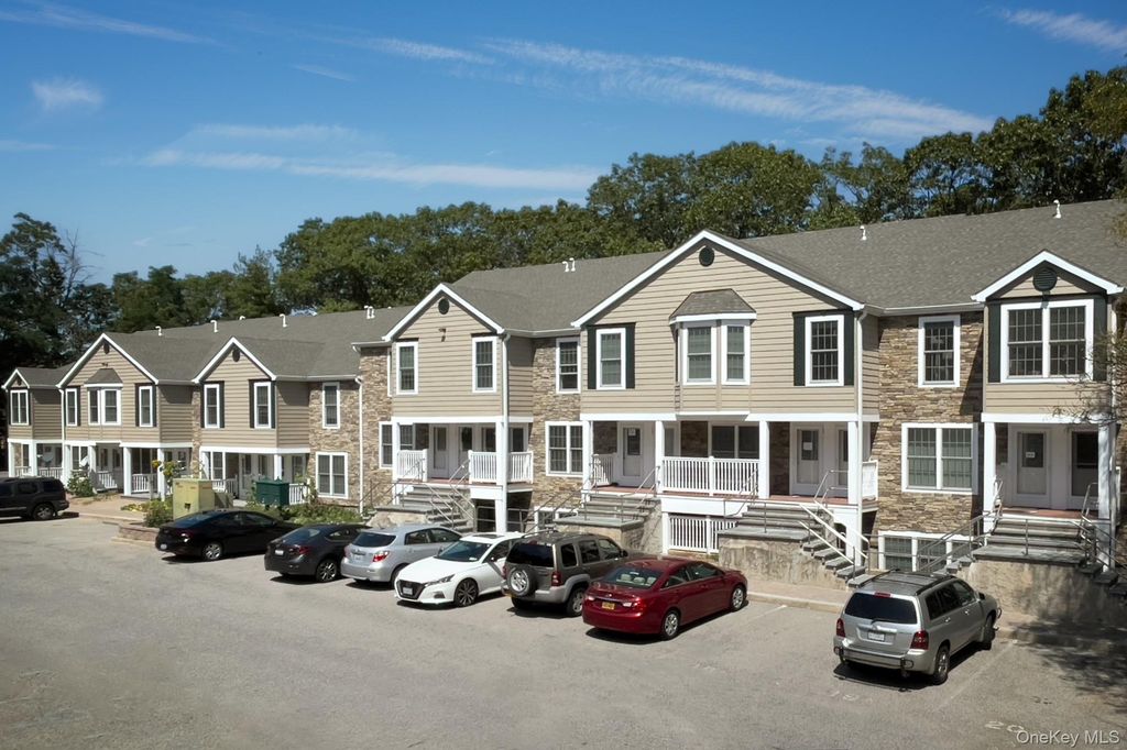 116 Smithtown Boulevard 22B, Nesconset, NY 11767