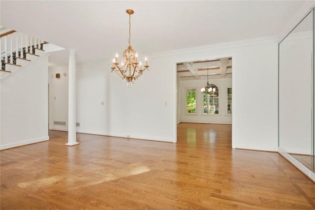302 Barclay Place, Woodstock, GA 30189