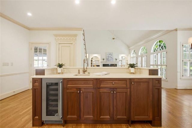 302 Barclay Place, Woodstock, GA 30189