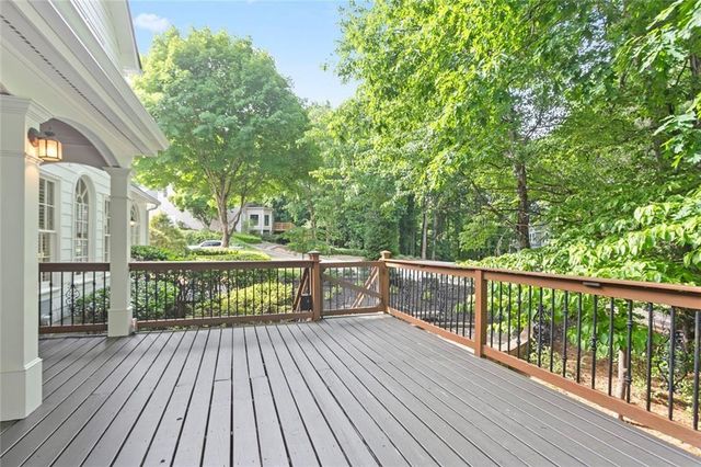 302 Barclay Place, Woodstock, GA 30189
