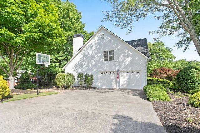 302 Barclay Place, Woodstock, GA 30189