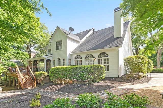 302 Barclay Place, Woodstock, GA 30189
