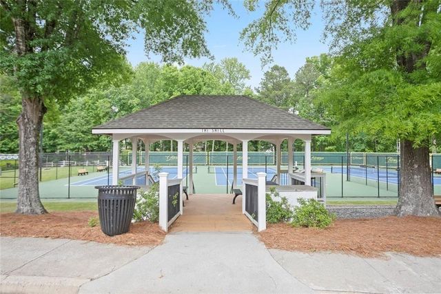 302 Barclay Place, Woodstock, GA 30189