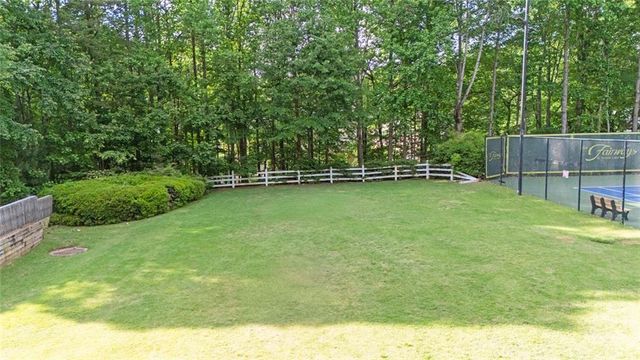 302 Barclay Place, Woodstock, GA 30189