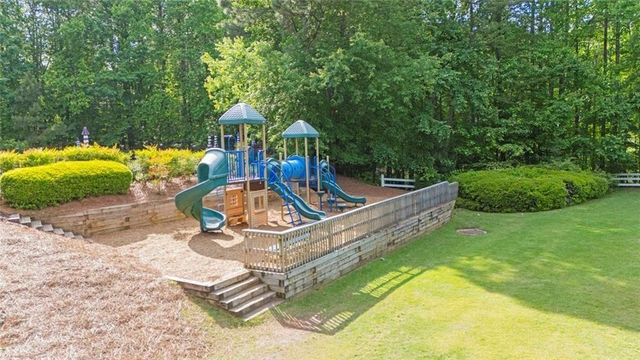 302 Barclay Place, Woodstock, GA 30189