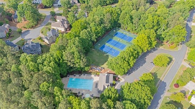 302 Barclay Place, Woodstock, GA 30189