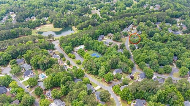 302 Barclay Place, Woodstock, GA 30189