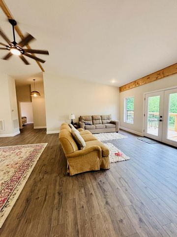197 Echo Point Road, Dunlap, TN 37327