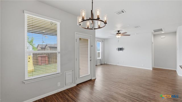 484 Copper Hill Drive, New Braunfels, TX 78130