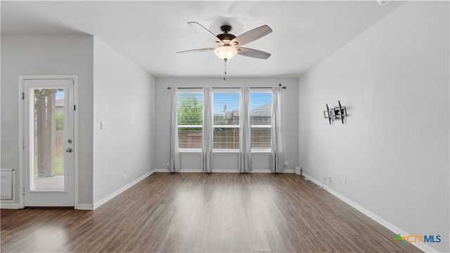 484 Copper Hill Drive, New Braunfels, TX 78130