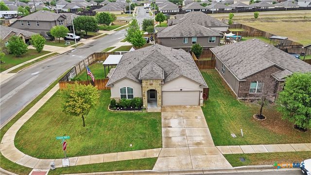 484 Copper Hill Drive, New Braunfels, TX 78130