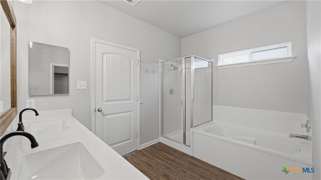 484 Copper Hill Drive, New Braunfels, TX 78130