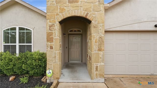 484 Copper Hill Drive, New Braunfels, TX 78130