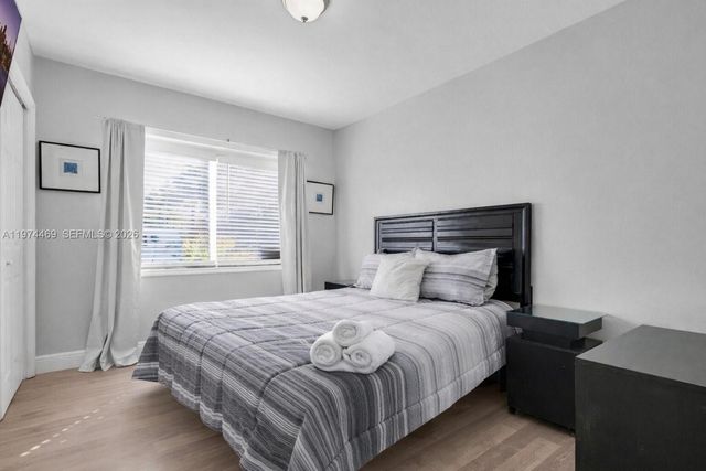 1300 NW 7th Ave, Fort Lauderdale, FL 33311