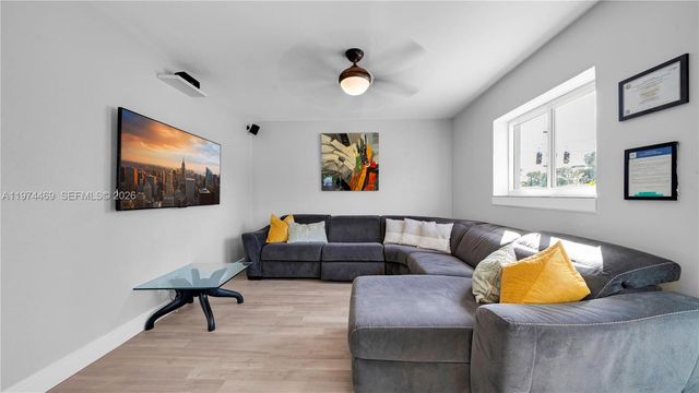 1300 NW 7th Ave, Fort Lauderdale, FL 33311