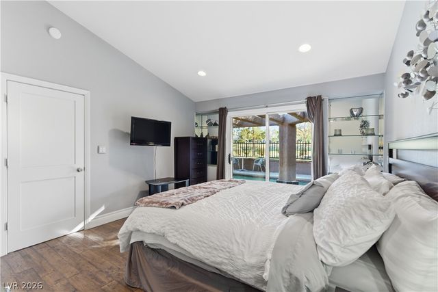 7147 Mission Hills Drive, Las Vegas, NV 89113