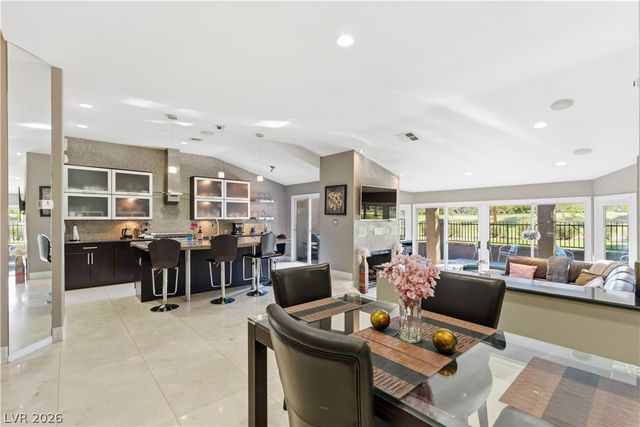 7147 Mission Hills Drive, Las Vegas, NV 89113