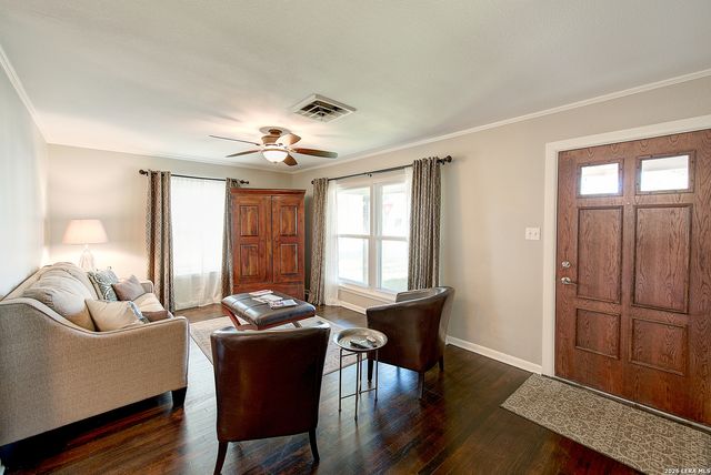 110 Eastley, San Antonio, TX 78217