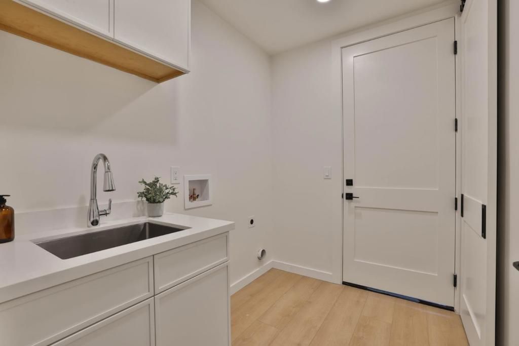 Image 12 of property listing at 432 Virginia Avenue, Campbell, CA 95008
