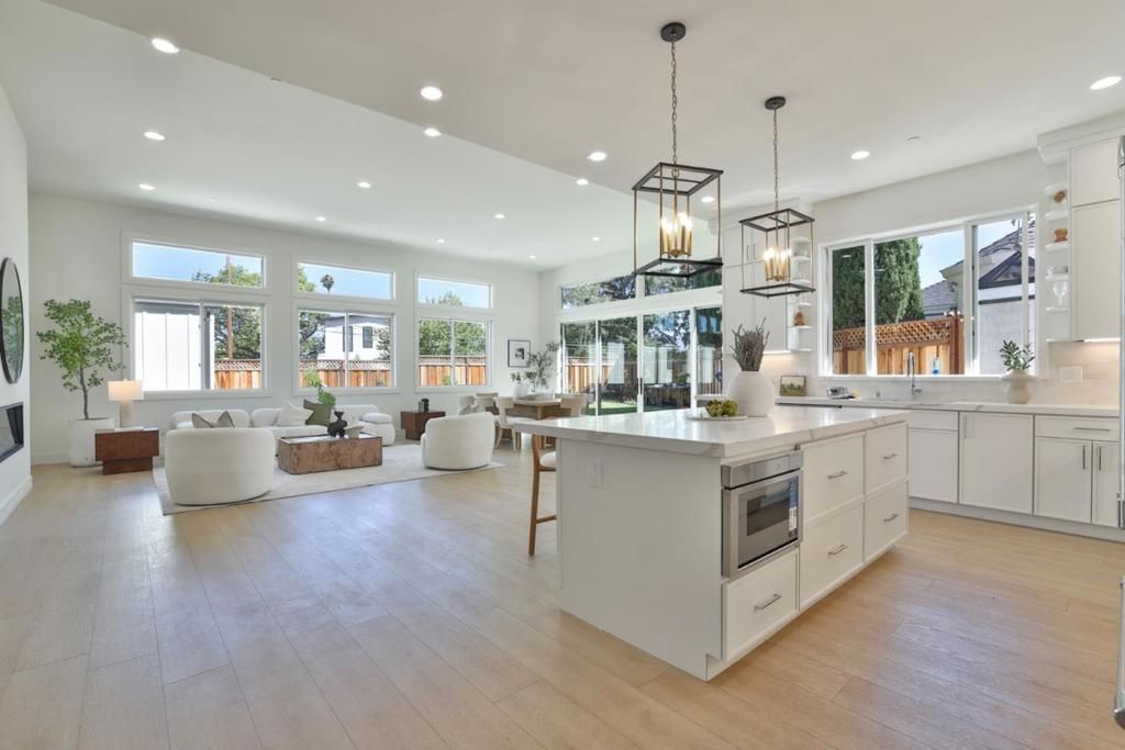 Image 7 of property listing at 432 Virginia Avenue, Campbell, CA 95008