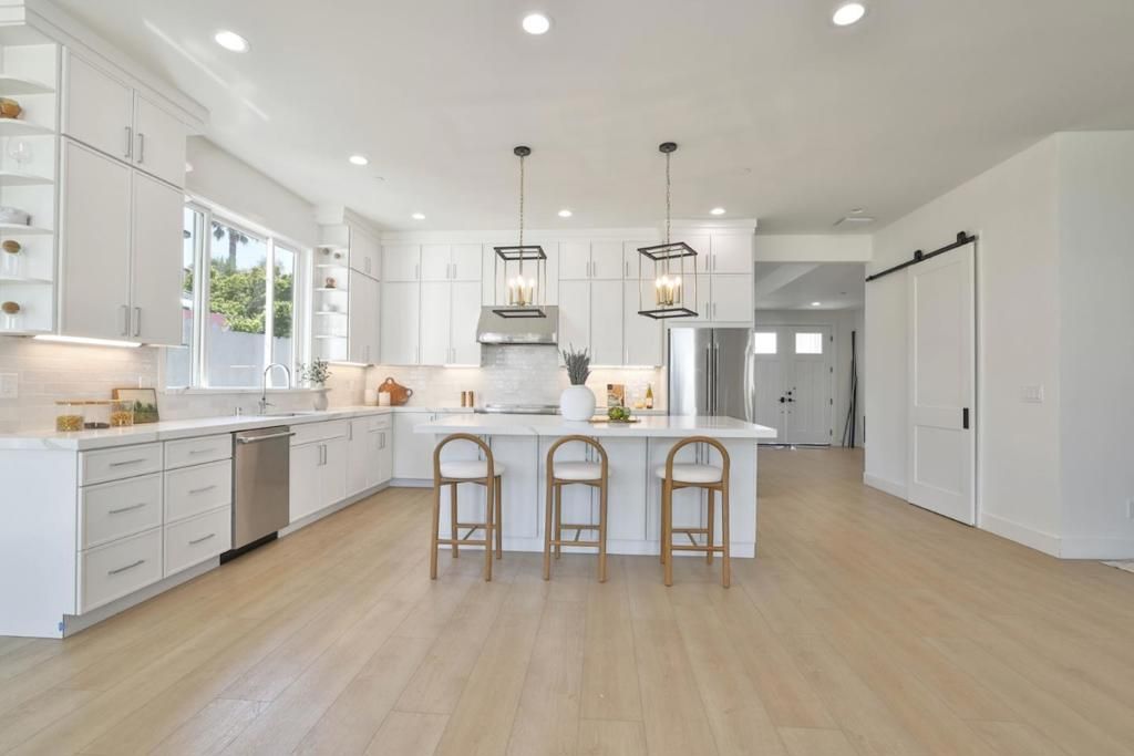 Image 9 of property listing at 432 Virginia Avenue, Campbell, CA 95008