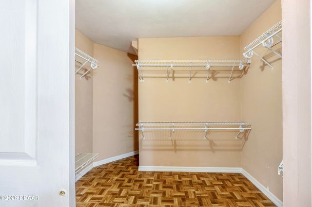 255 Braeburn Circle, Daytona Beach, FL 32114